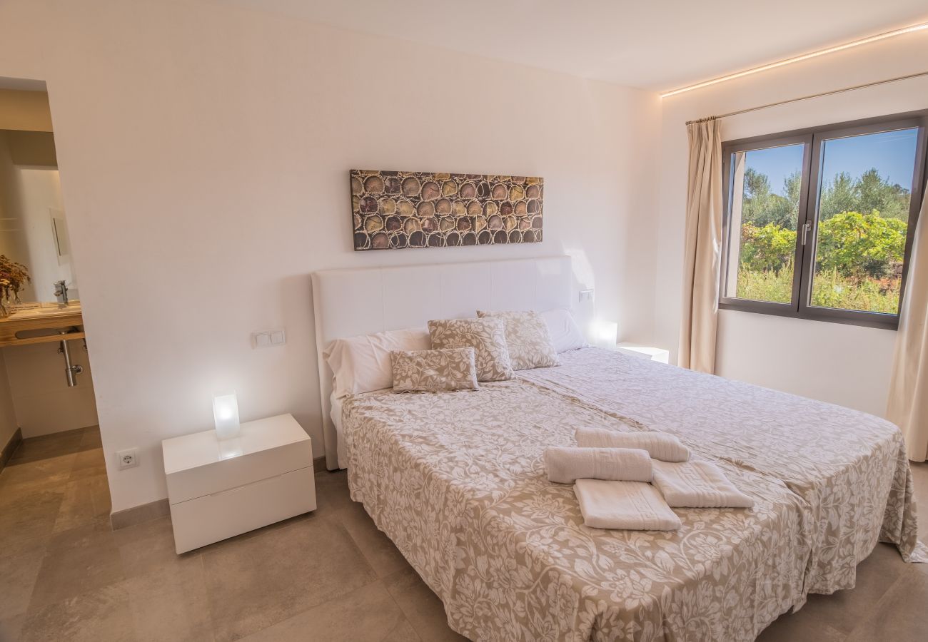 Finca en Cala Romantica - C363 Can Llorenc by Mallorca Villa Selection Finca en Cala Romantica - C363 Can Llorenc by Mallorca Villa Selection