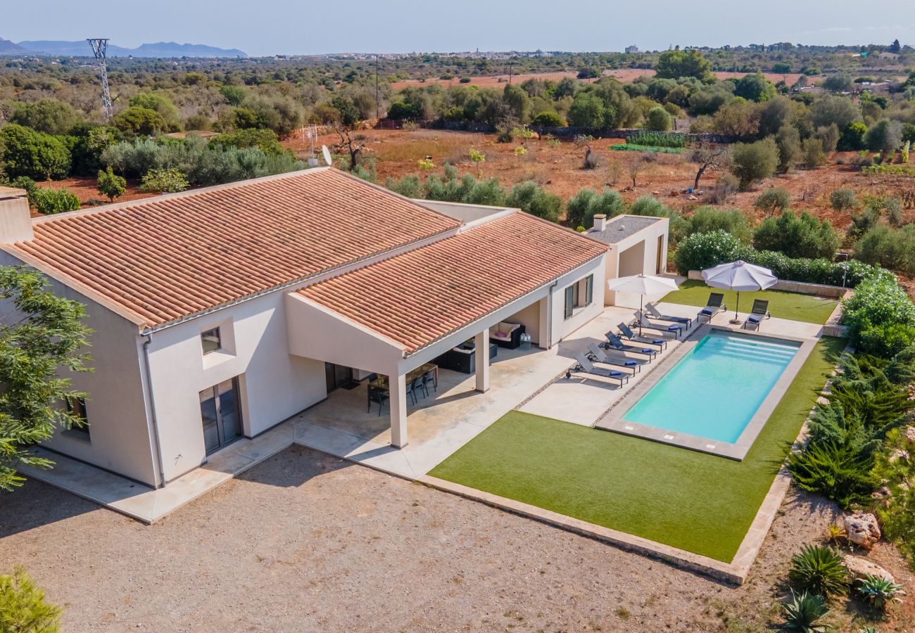 Finca en Cala Romantica - C363 Can Llorenc by Mallorca Villa Selection Finca en Cala Romantica - C363 Can Llorenc by Mallorca Villa Selection