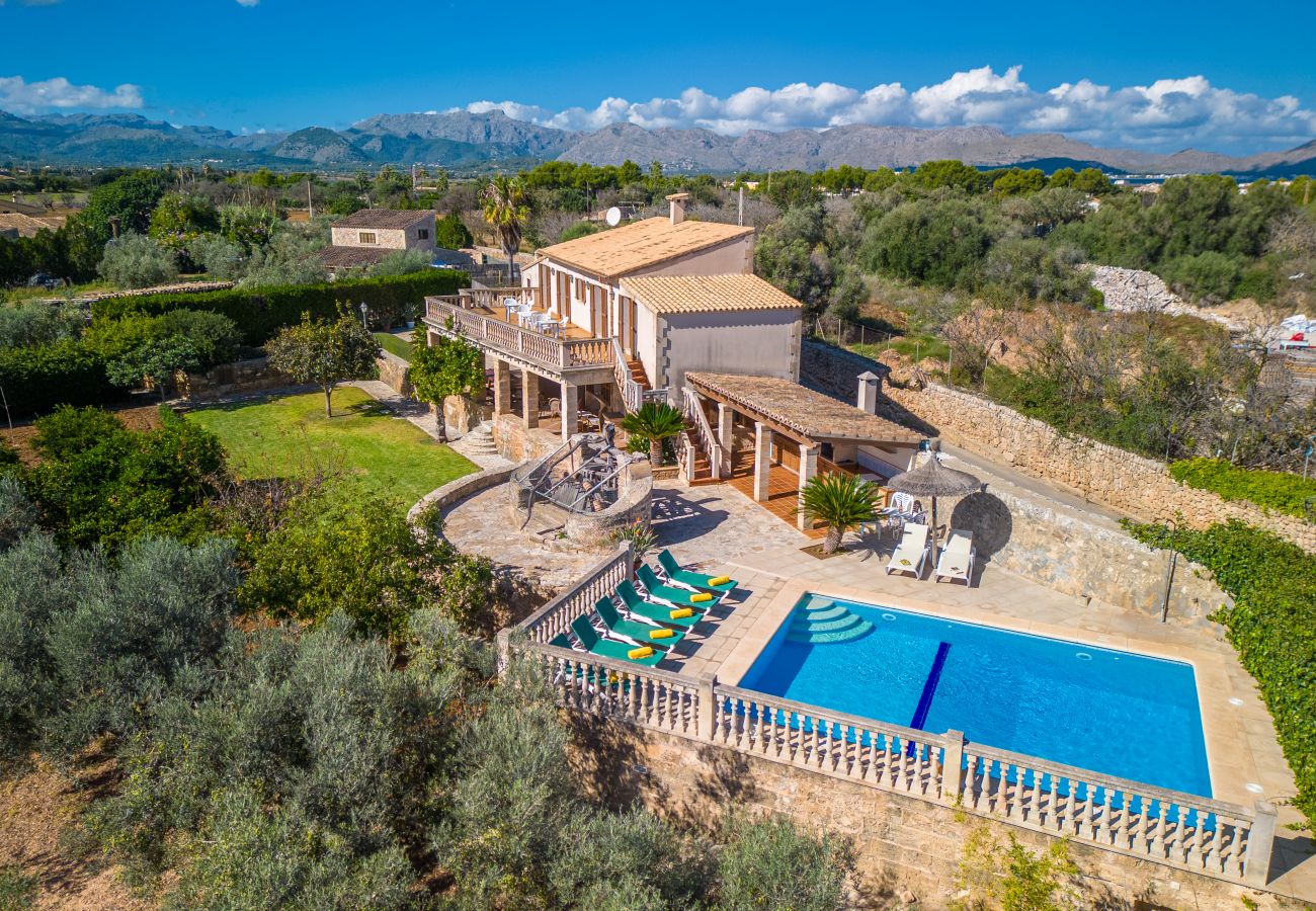 Villa Alcudia para 8 personas con piscina Villa Alcudia para 8 personas con piscina