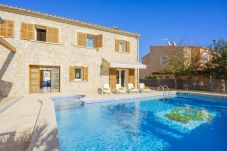 Casa en Alcudia para 8 con piscina