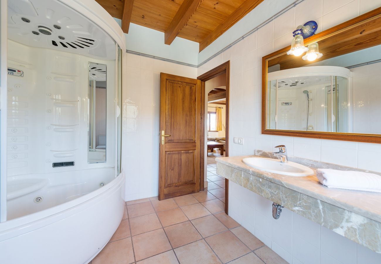 Country house in Selva - C155 Sa Mina by Mallorca Villa Selection Country house in Selva - C155 Sa Mina by Mallorca Villa Selection