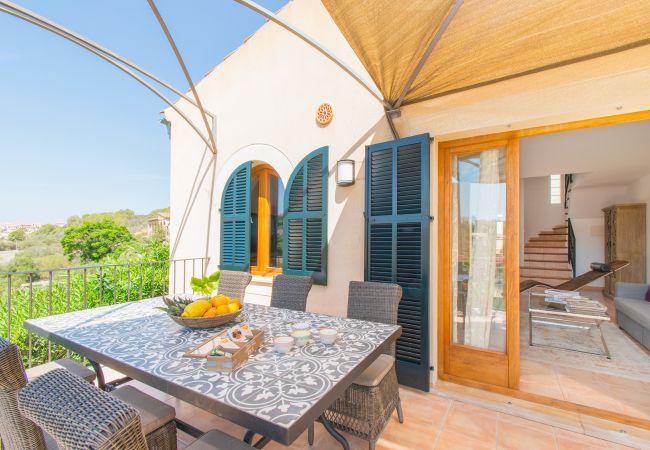 Terraced House in Cala Romantica - E241 Casa Alegria by Mallorca Villa Selection Terraced House in Cala Romantica - E241 Casa Alegria by Mallorca Villa Selection
