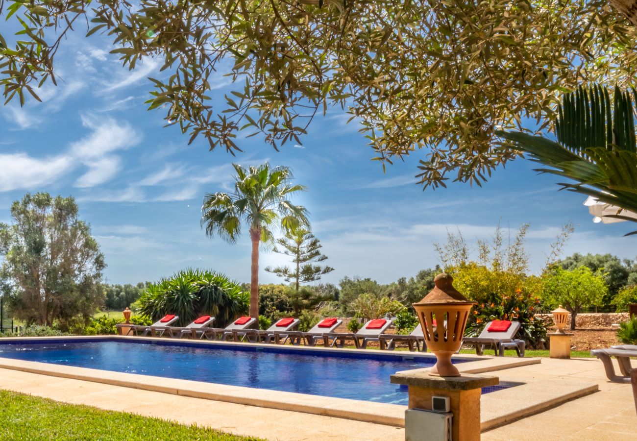 Finca for 10 people in Santanyi Finca, Santanyí, Mallorca, Pool, WIFI, Family, Holidays
