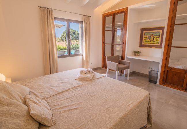 Country house in Cala Romantica - C363 Can Llorenc by Mallorca Villa Selection Country house in Cala Romantica - C363 Can Llorenc by Mallorca Villa Selection