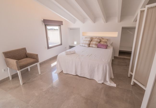 Country house in Cala Romantica - C363 Can Llorenc by Mallorca Villa Selection Country house in Cala Romantica - C363 Can Llorenc by Mallorca Villa Selection
