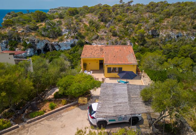 Holiday house in Santanyi with sea views Holiday house in Santanyi with sea views