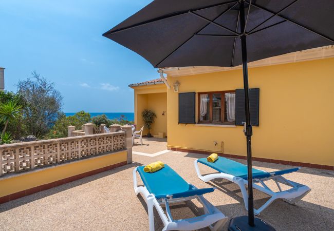 Holiday house in Santanyi with sea views Holiday house in Santanyi with sea views