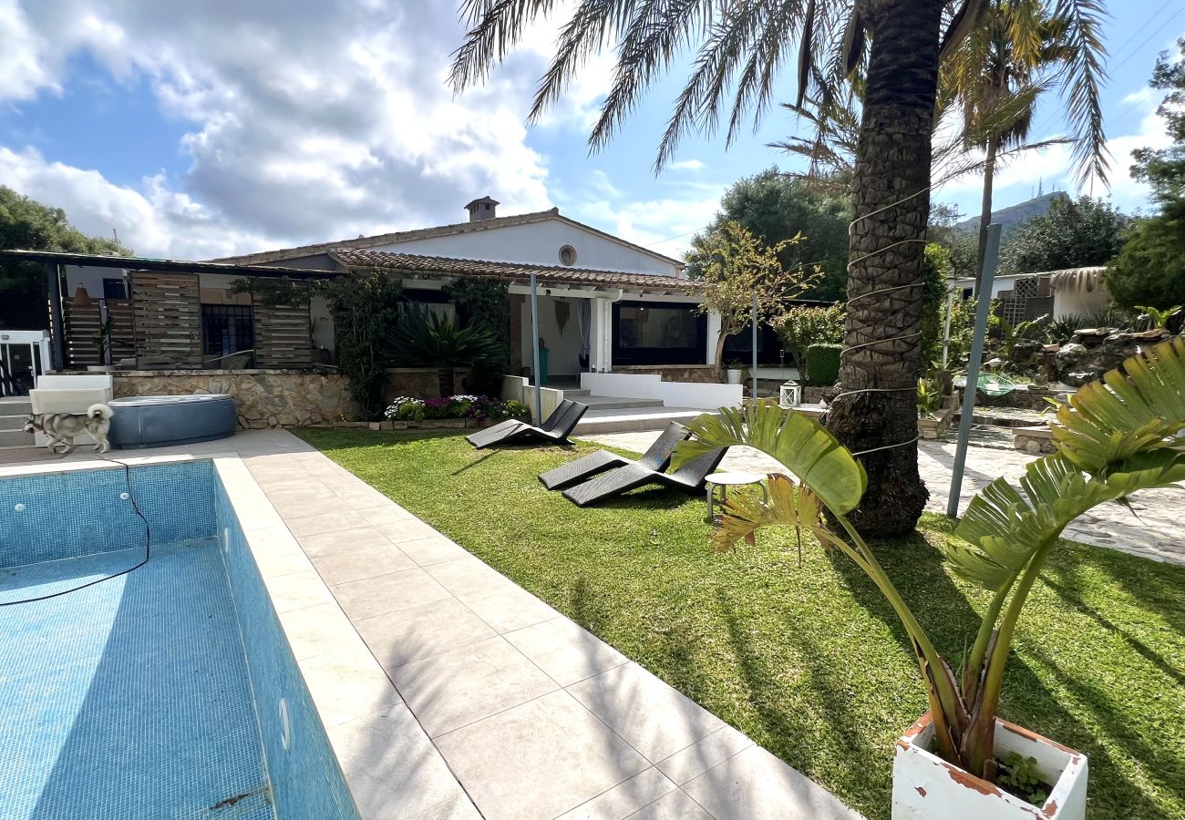 Villa in Alcúdia - Finca rústica en Alcudia