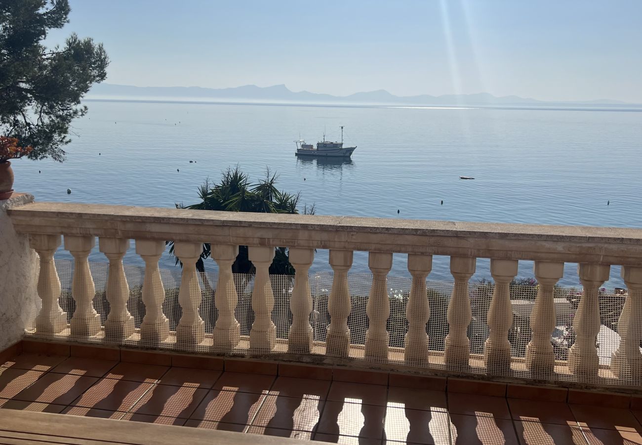 Reihenhaus in Alcúdia - (VENDIDO) CHALET ADOSADO ALCANADA 1ªLINEA DEL MAR