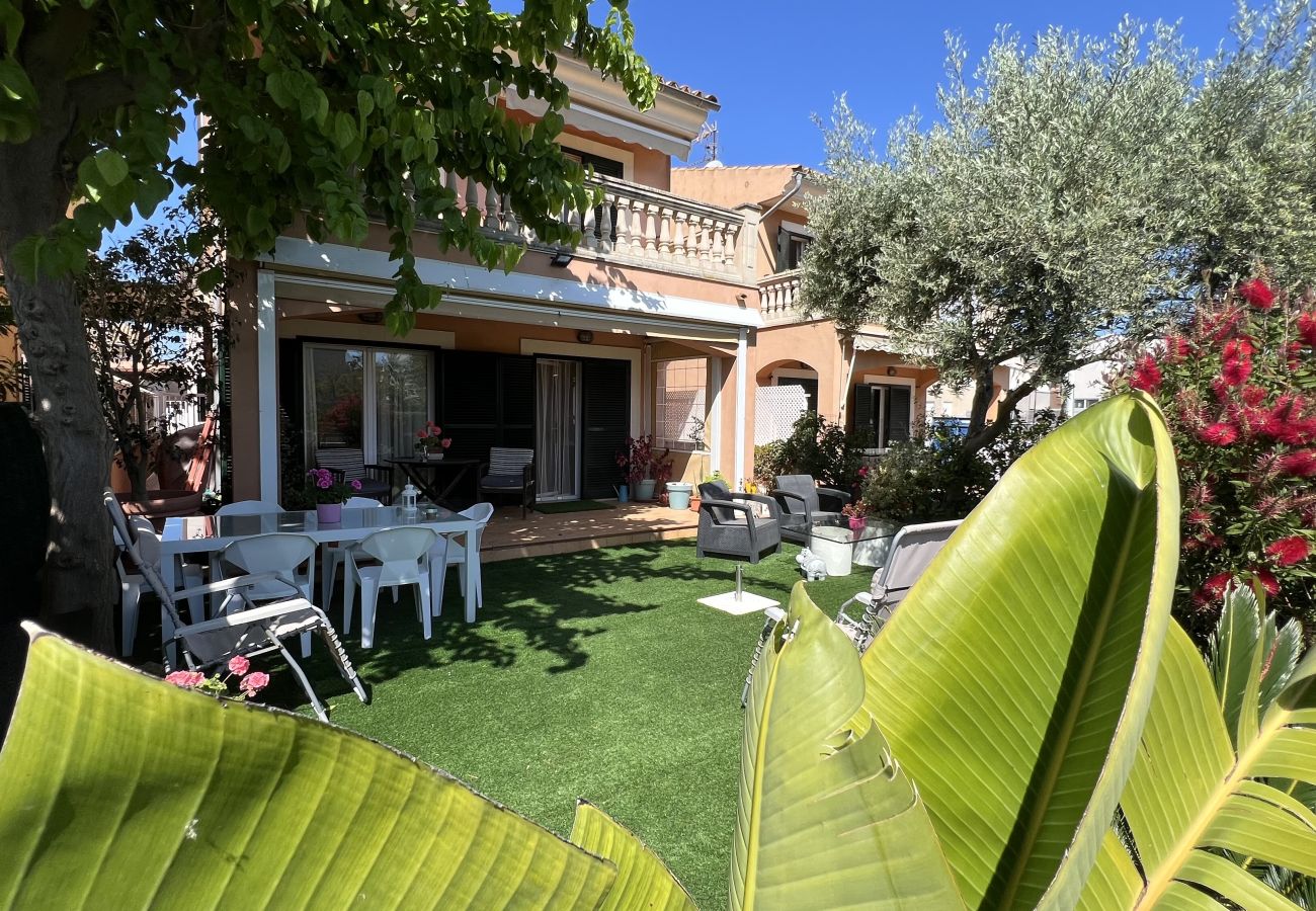 freistehendes Haus in Alcúdia - Chalet unifamiliar frente al lago