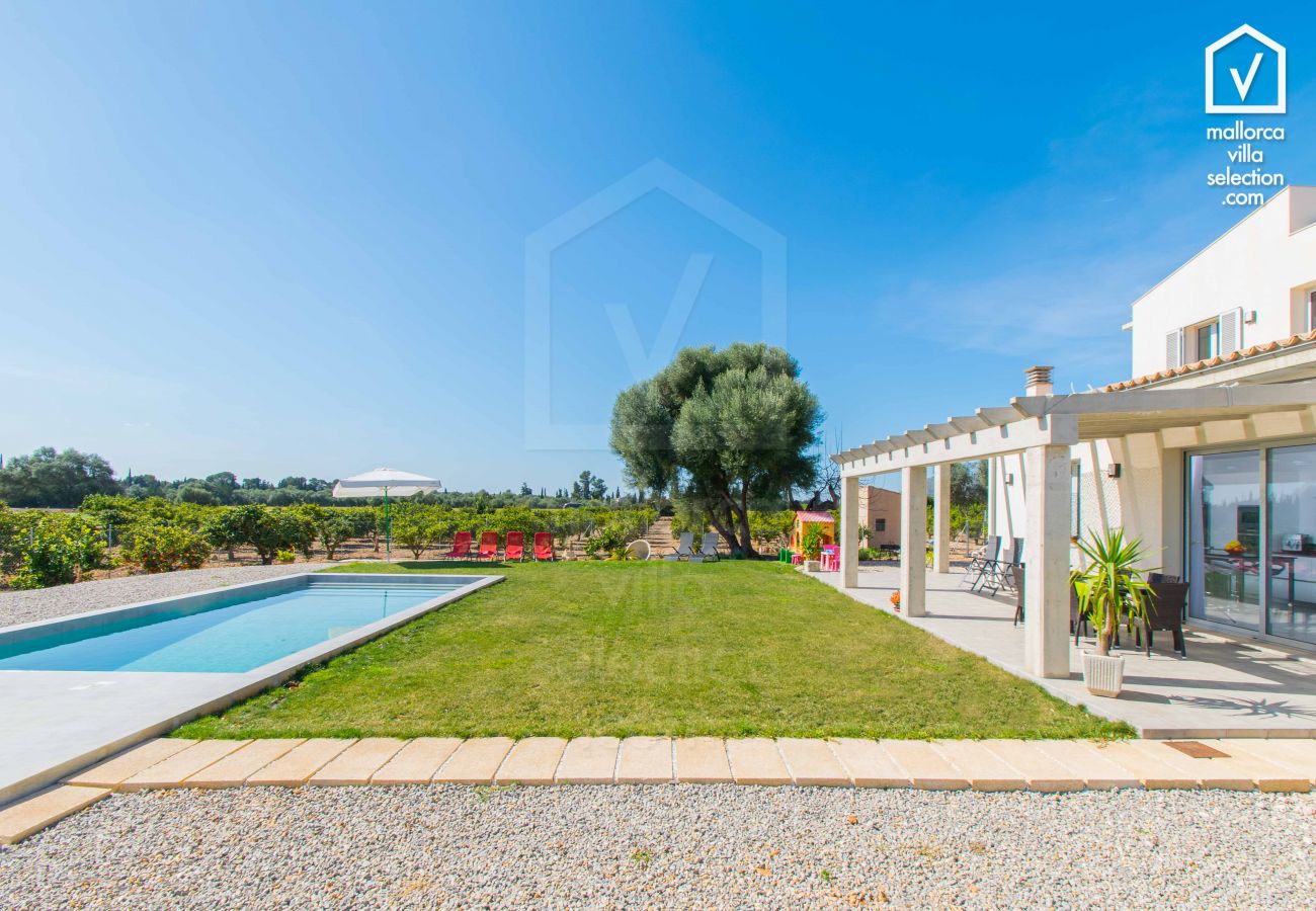 Finca in Llubi - C285 Albamar by Mallorca Villa Selection Finca in Llubi - C285 Albamar by Mallorca Villa Selection