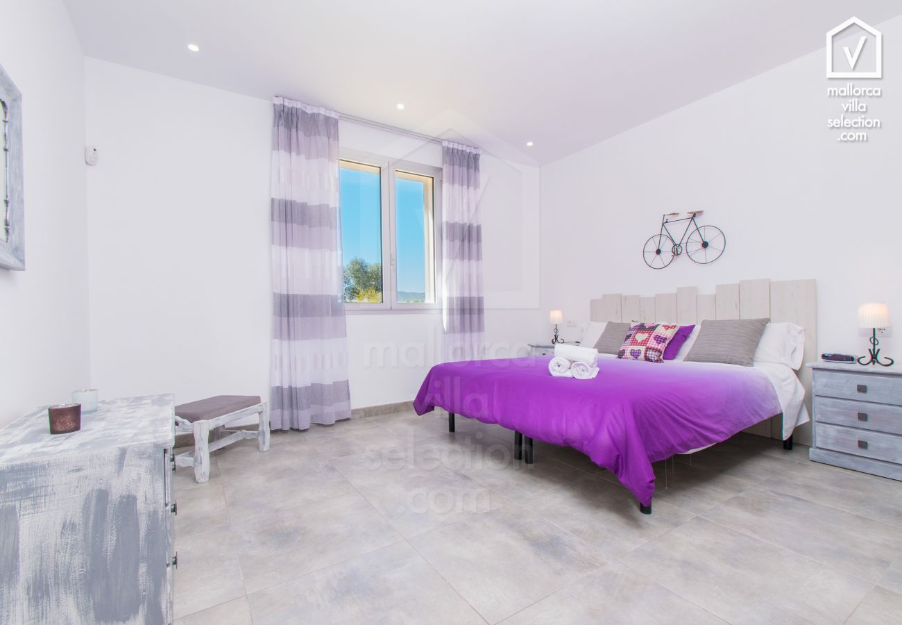 Finca in Llubi - C285 Albamar by Mallorca Villa Selection Finca in Llubi - C285 Albamar by Mallorca Villa Selection
