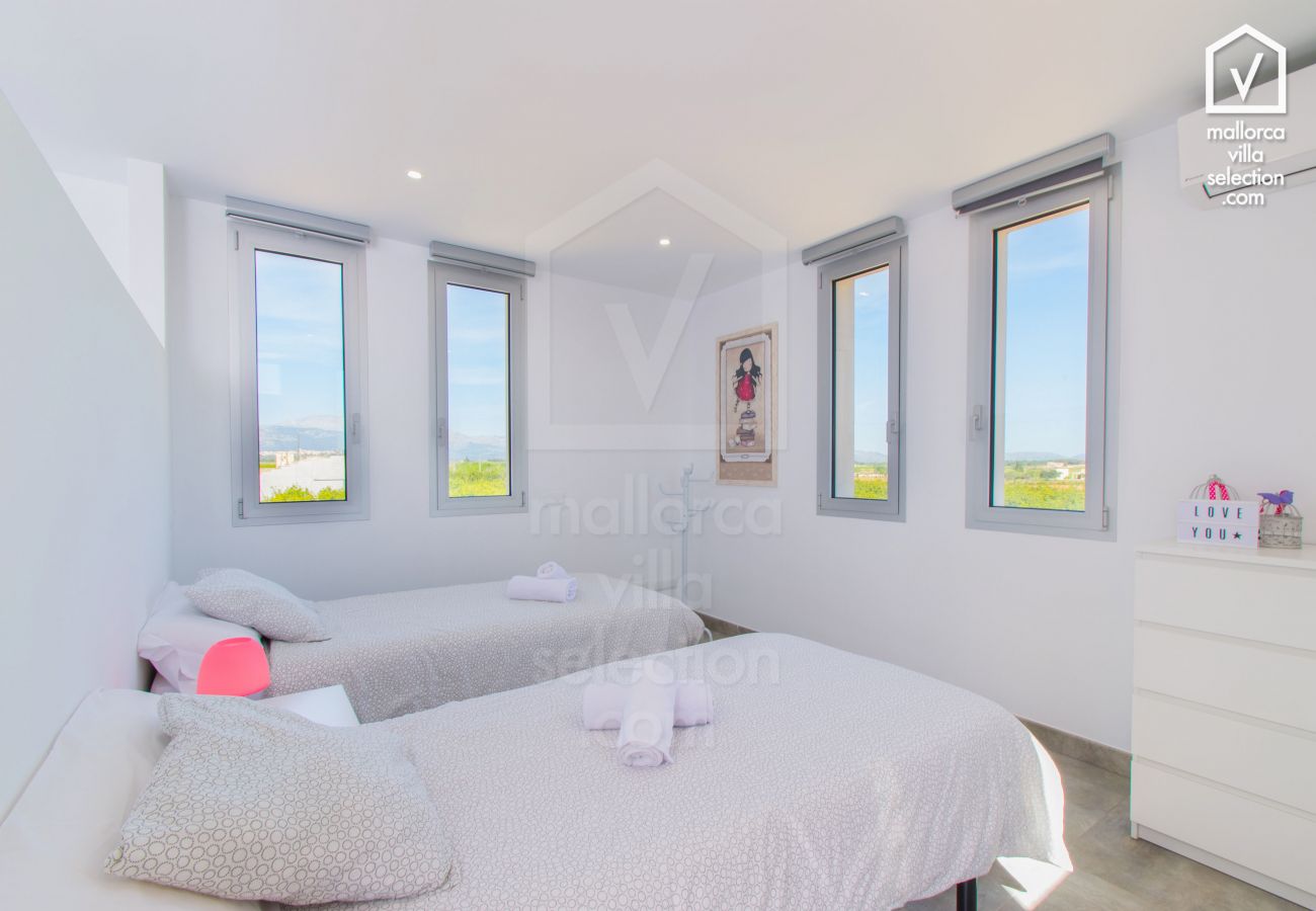 Finca in Llubi - C285 Albamar by Mallorca Villa Selection Finca in Llubi - C285 Albamar by Mallorca Villa Selection