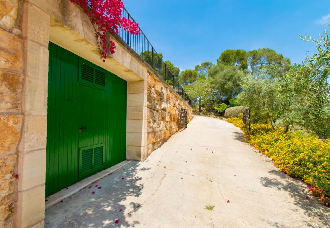 Villa in Sineu - G189 Putxet d'en Robi by Mallorca Villa Selection Villa in Sineu - G189 Putxet d'en Robi by Mallorca Villa Selection