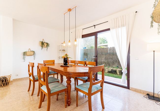 Villa in Alcudia - M353 Ibiza by Mallorca Villa Selection Villa in Alcudia - M353 Ibiza by Mallorca Villa Selection