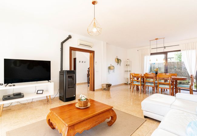 Villa in Alcudia - M353 Ibiza by Mallorca Villa Selection Villa in Alcudia - M353 Ibiza by Mallorca Villa Selection