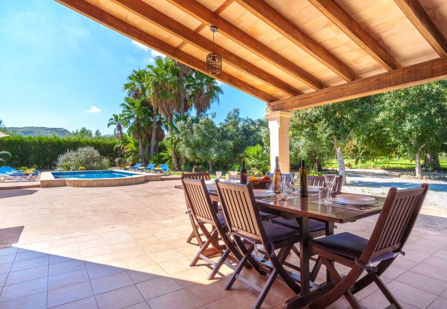 Finca in Alcudia mit Pool Finca in Alcudia mit Pool