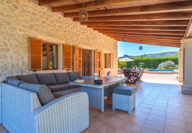 Finca in Alcudia mit Pool Finca in Alcudia mit Pool