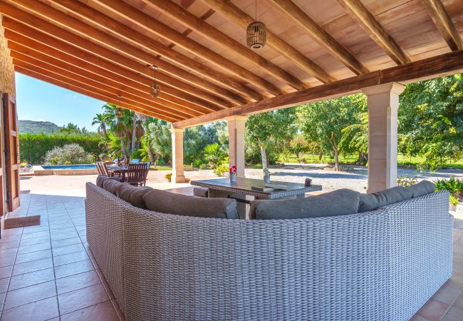 Finca in Alcudia mit Pool Finca in Alcudia mit Pool