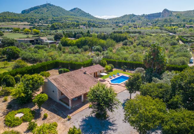 Finca in Alcudia mit Pool Finca in Alcudia mit Pool