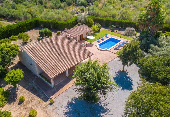Finca in Alcudia mit Pool Finca in Alcudia mit Pool