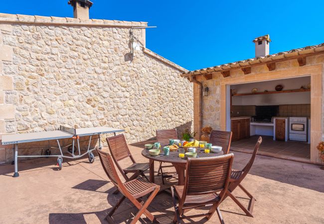 Finca in Alcudia mit Pool Finca in Alcudia mit Pool