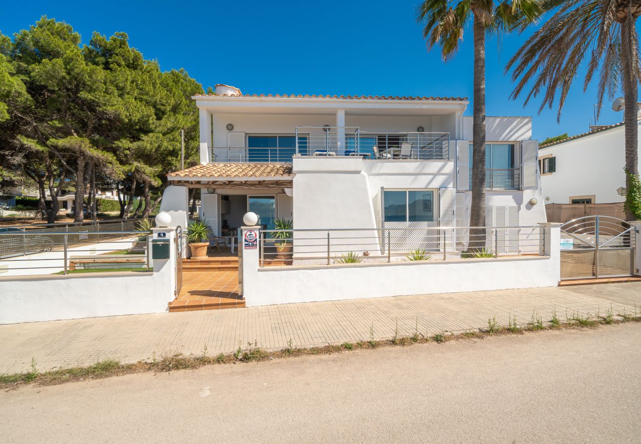 Villa in Alcudia - E402 Miramar Manresa by Mallorca Villa Selection Villa in Alcudia - E402 Miramar Manresa by Mallorca Villa Selection
