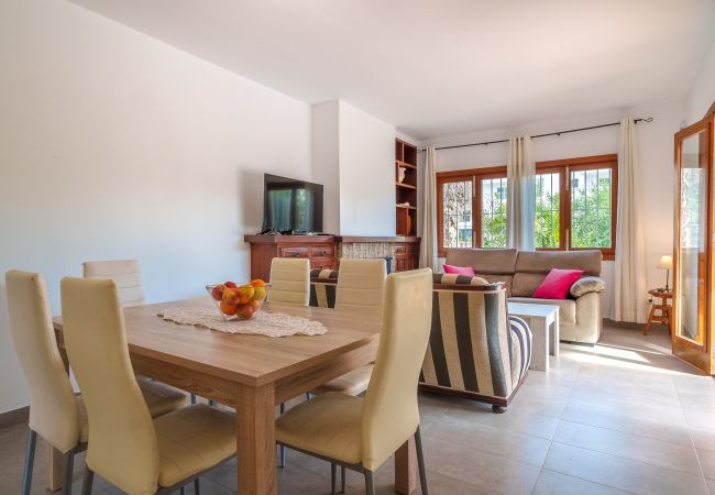 Ferienhaus in Alcudia mit Pool Strandnähe Ferienhaus in Alcudia mit Pool Strandnähe