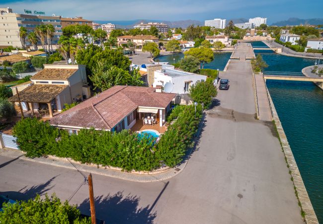 Ferienhaus in Alcudia mit Pool Strandnähe Ferienhaus in Alcudia mit Pool Strandnähe
