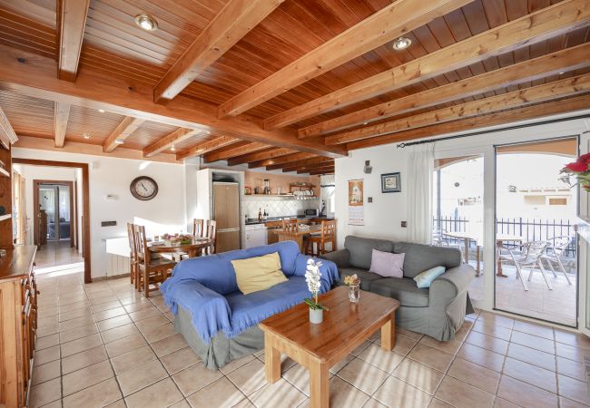 Haus in Alcudia für 8 Personen mit Pool Haus in Alcudia für 8 Personen mit Pool