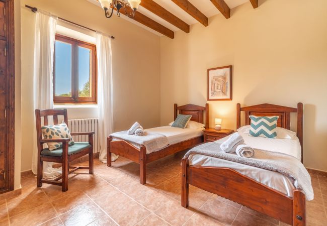 Villa in Es Llombards - E433 Villa Son Fumat by Mallorca Villa Selection Villa in Es Llombards - E433 Villa Son Fumat by Mallorca Villa Selection