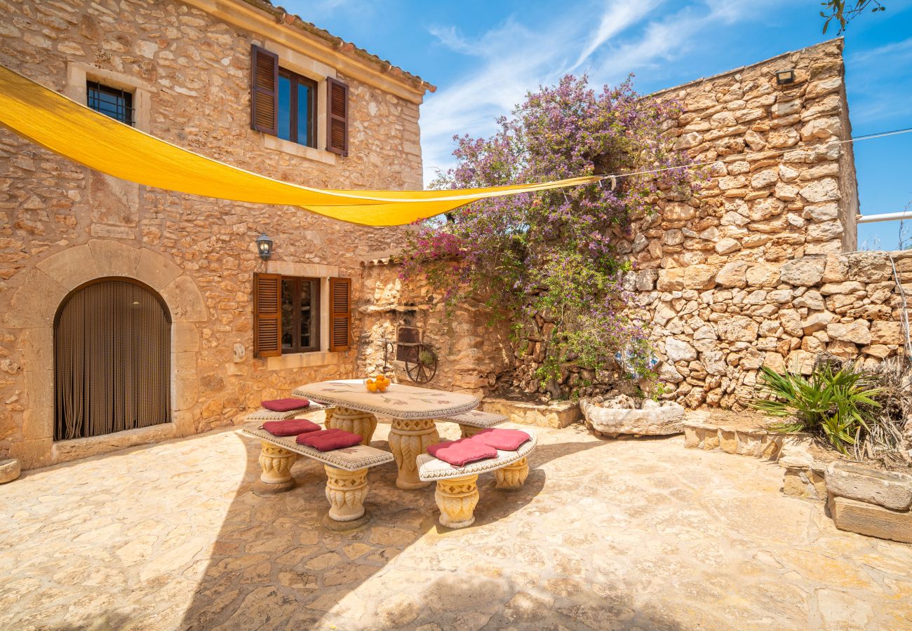 Villa in Es Llombards - E433 Villa Son Fumat by Mallorca Villa Selection Villa in Es Llombards - E433 Villa Son Fumat by Mallorca Villa Selection